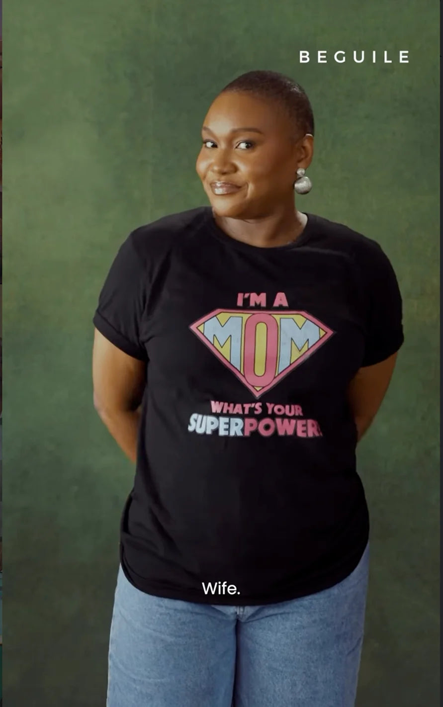 A woman in an “I’m a Mom” T-shirt at Beguile’s Mother’s Day shoot